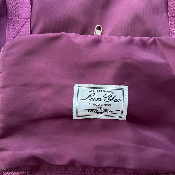 NWOT Utility Travel Duffle Bag - Picture 4 of 9